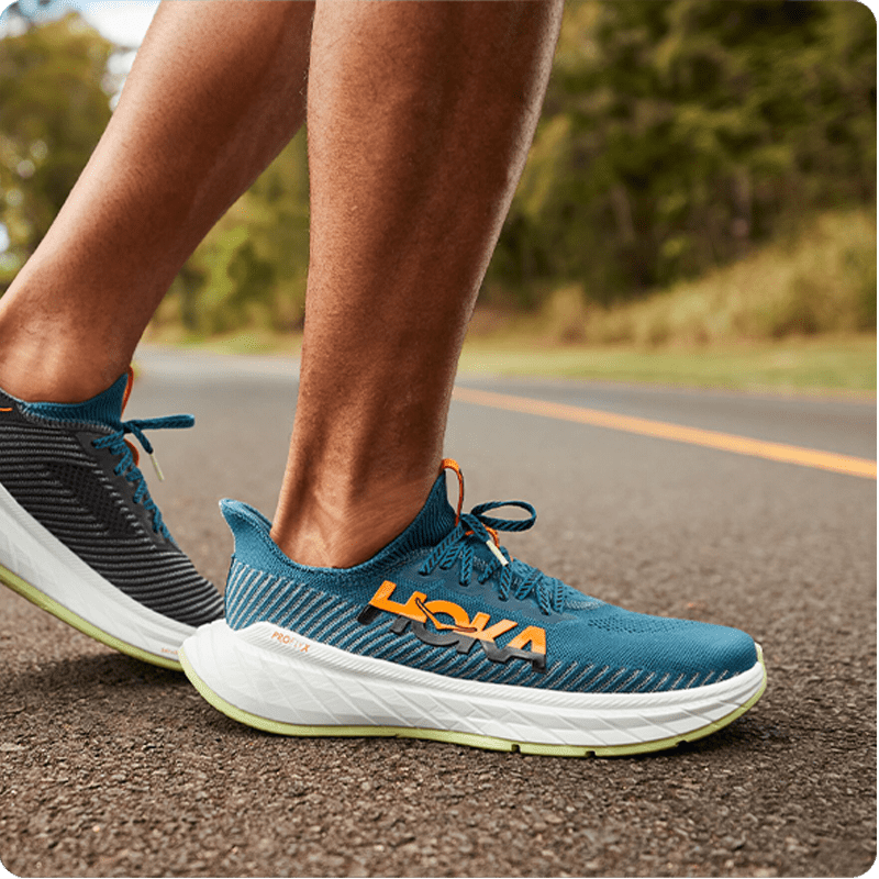 hoka carbon x wide feet