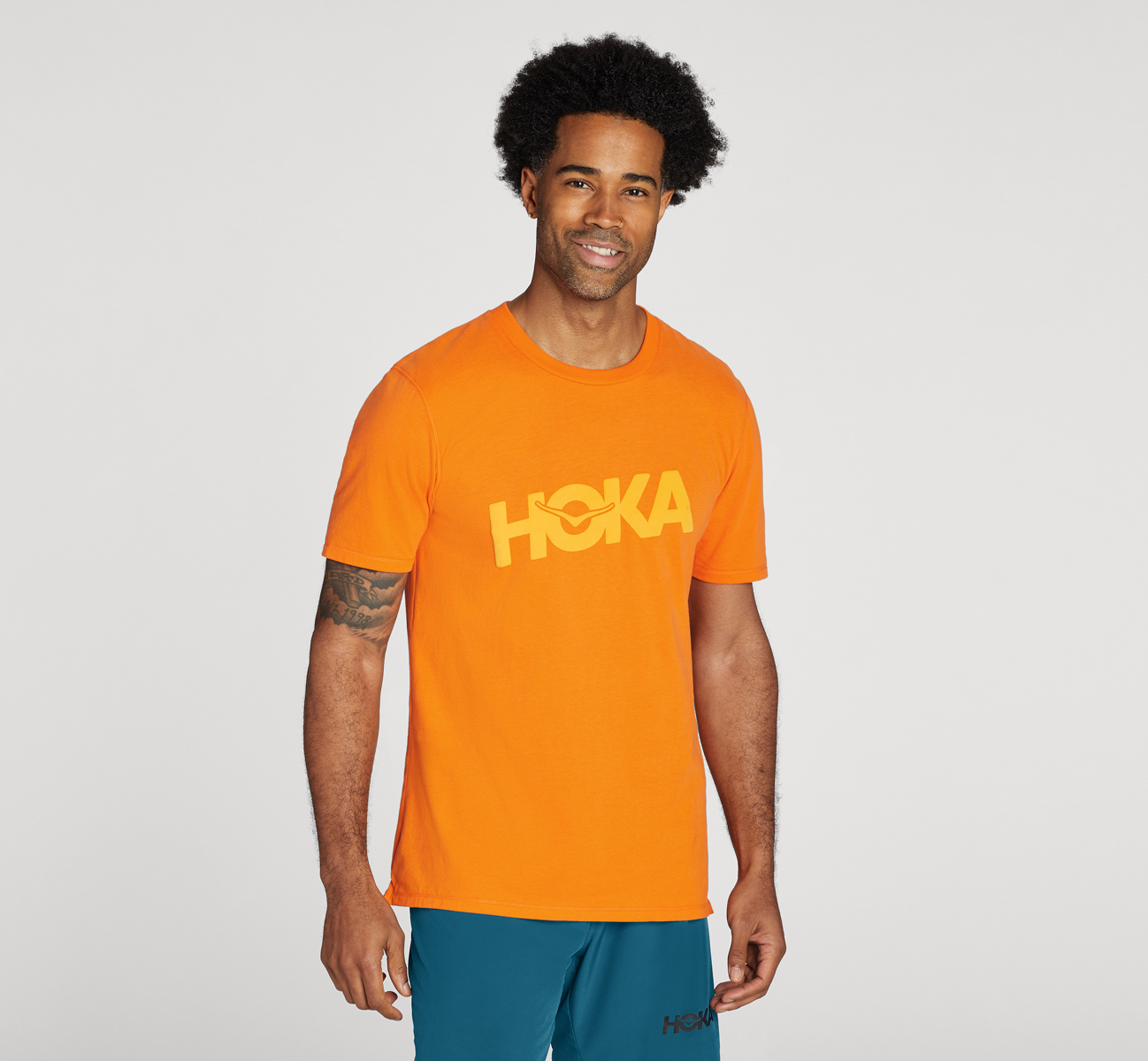 HOKA ONE ONE® (ホカ オネオネ™) SINGLET | gulatilaw.com